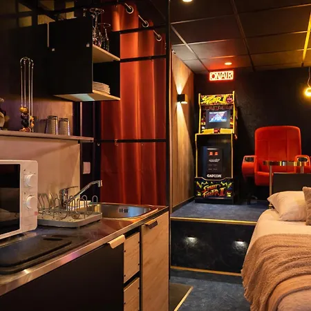 Jacuzzi Et Cinéma, 1 Apartamento *